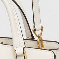 Bolso Tote K/Ikonik Blanco de Karl Lagerfeld - Elegancia Clásica | Gallery Carrile foto 7