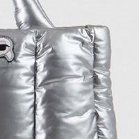 Bolso Tote Plateado Acolchado de Karl Lagerfeld | Galería Carrile foto 4